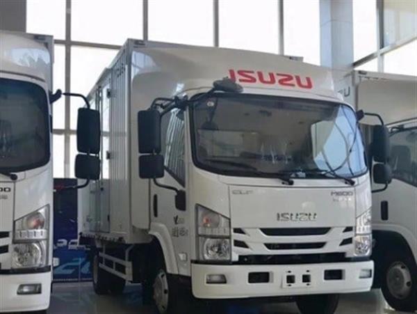 Xe tải 4,5 tấn thùng dài 6,7 mét M600 Isuzu Vĩnh Phát euro 6
