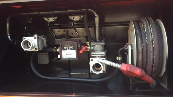 Bộ đồng hồ cấp lẻ cơ chạy số của trung quốc với giá thành tầm trung dùng cấp lẻ nội bộ lắp trên xe téc chở xăng dầu Isuzu 3 khối