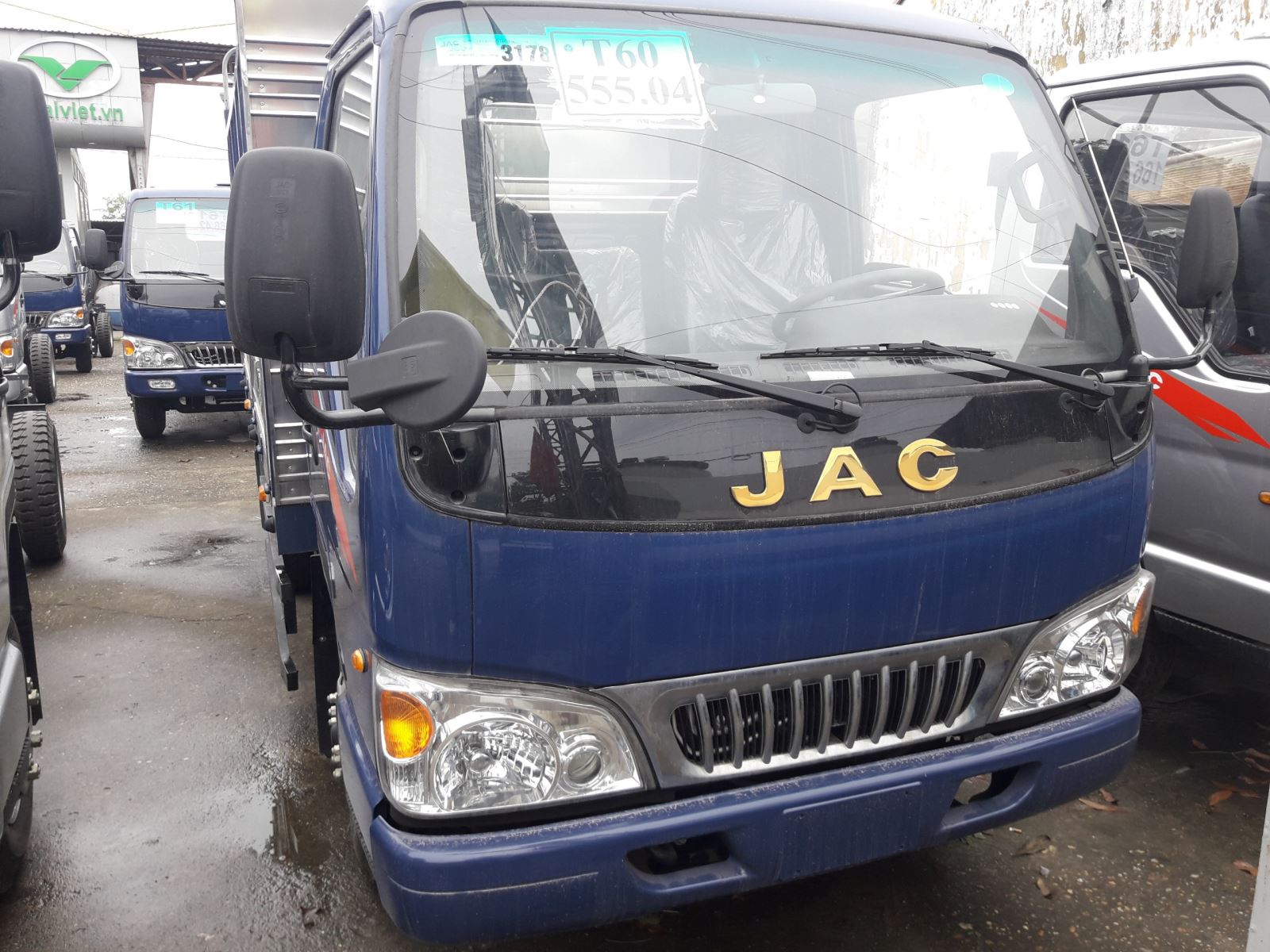 Ngoại thất xe tải JAC 1,25 tấn HFC1025K1