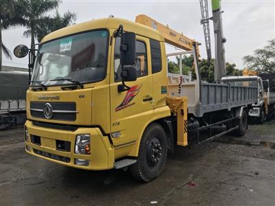 xe tải gắn cẩu 8 tấn dongfeng có kích thước thùng Kích thước: 6800 x 2350 x 600 mm phù hợp chở hàng hóa