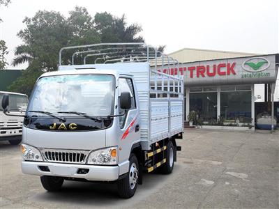 Xe tải JAC 1,25 tấn thùng mui bạt sản phẩm xe tải nhẹ cao cấp thuộc dòng L - series của hãng xe tải JAC mã hiệu JAC HFC1025K1/KM5